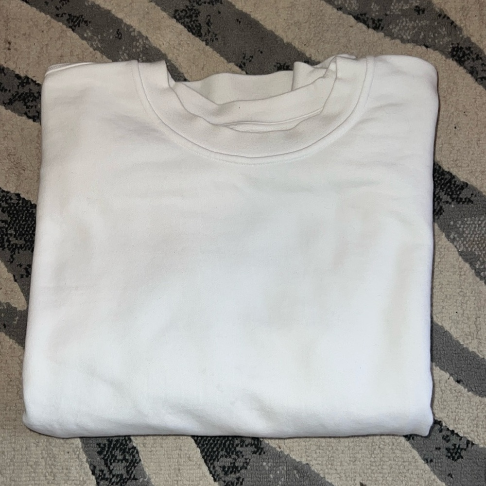 Women’s oversized lululemon crew